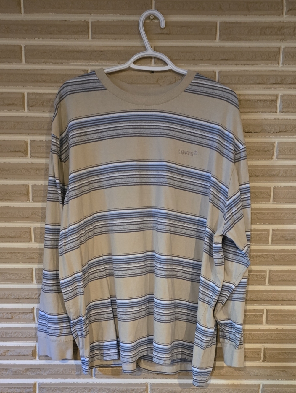 Levi's Men's Long-Sleeve Striped Crewneck Shirt - Tan & Blue